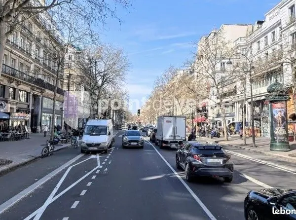 Commerce mobilier/décoration 83 m²
