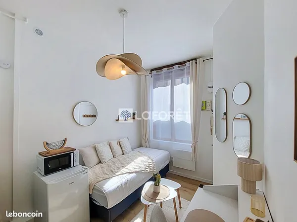 Studio 1 pièce 14 m²