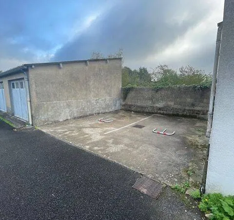 Parking 11 m²