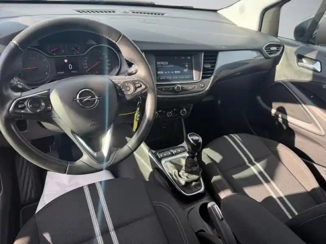 Opel Crossland 1.2 turbo 110ch elegance — photo 14