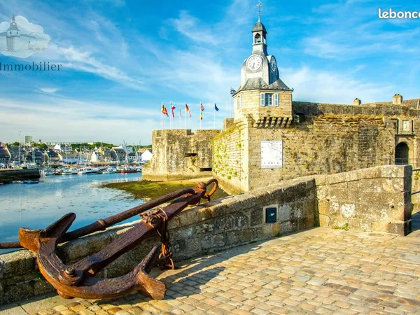 Local 140 m² Concarneau