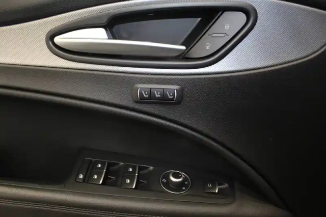 Alfa Romeo Stelvio 2.2 190 ch q4 at8 — photo 28