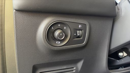 MG ZS 1.0 T-GDi 111 2WD BVA - Luxury – 2022 – 21393 km – Essence – Boîte Automatique — photo 6