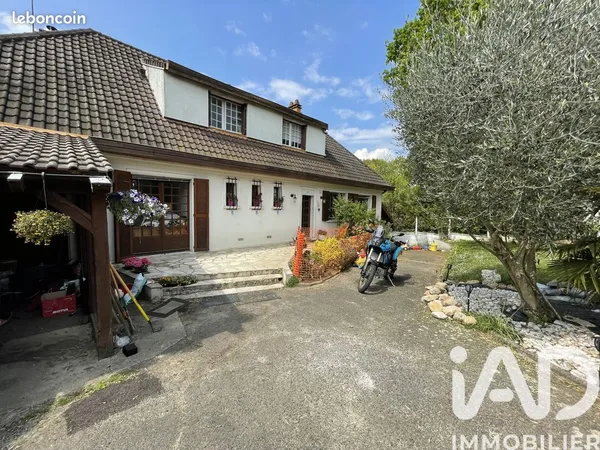 Maison 8 pièces 180 m²