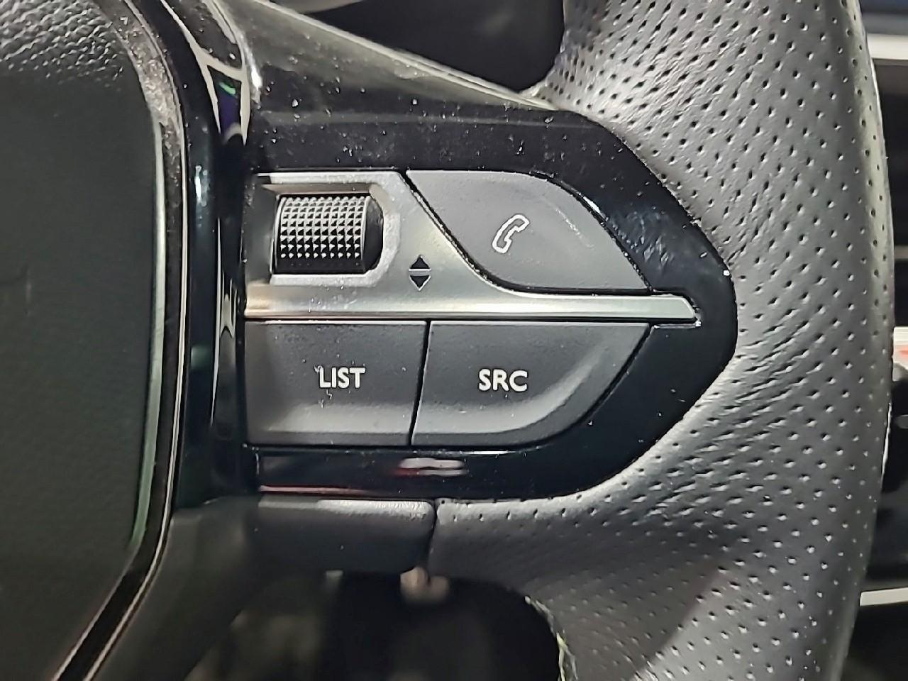 Peugeot 208 electrique 50 kwh 136ch gt — photo 19