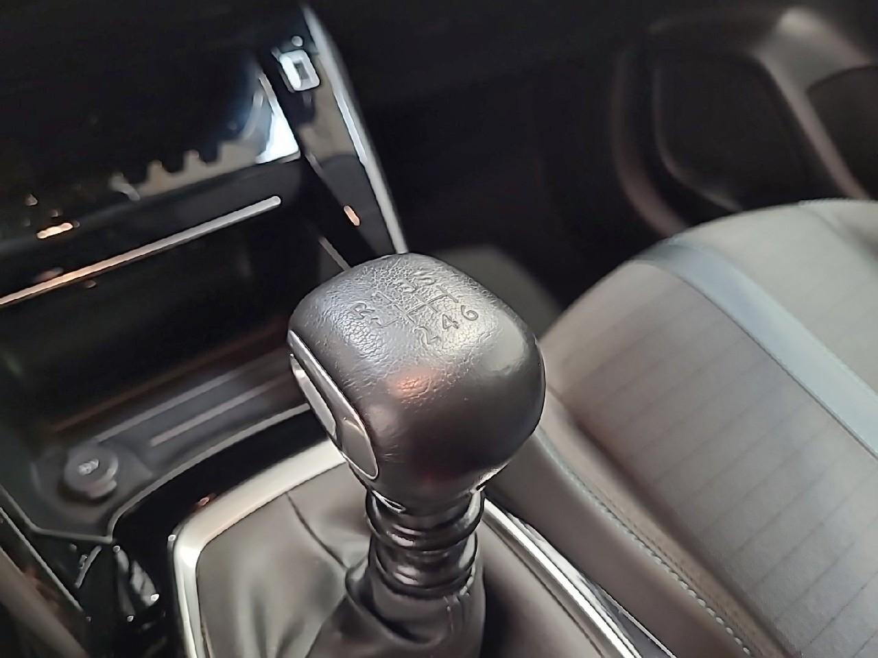 Peugeot 208 puretech 100 s&s bvm6 allure — photo 17