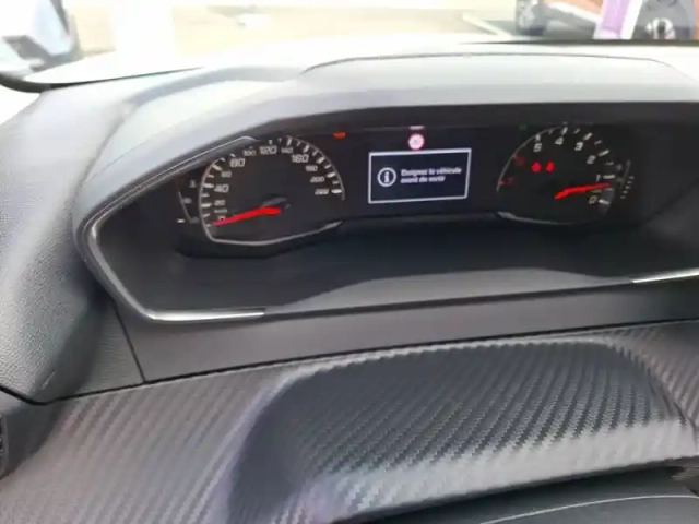 Peugeot 208 100 s&amp;s bvm6 — photo 39