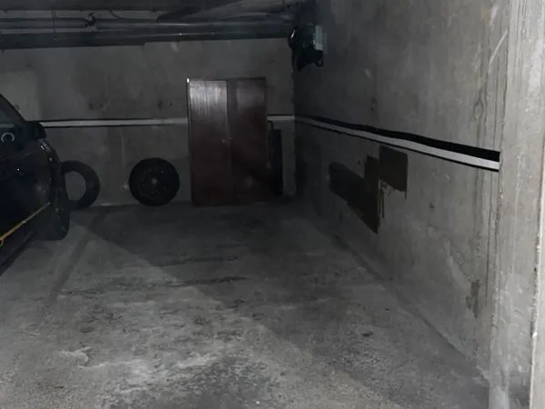 Place de parking Gratte Ciel 69100