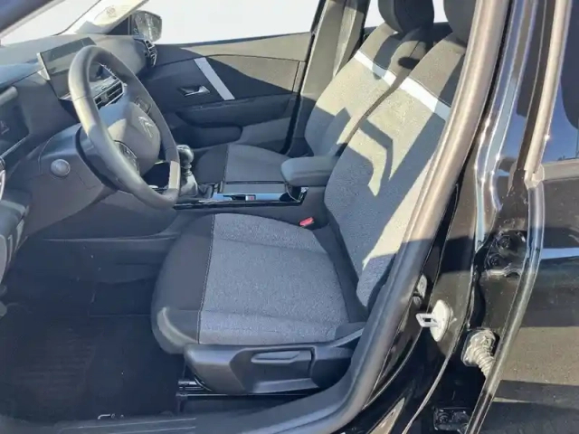 Citroën C4 puretech 130 bvm6 — photo 32
