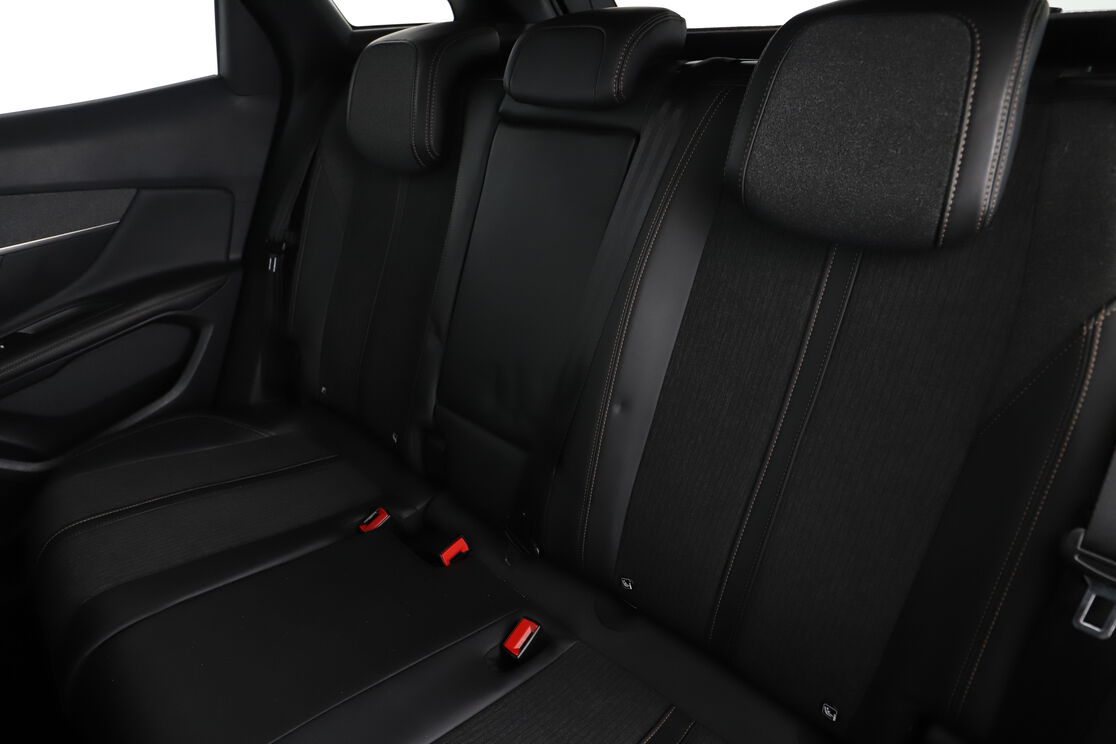 Peugeot 3008 1.6 THP GT Line EAT6 — photo 13