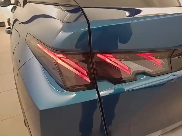 Peugeot 3008 electrique 210 ch 73 kwh — photo 17