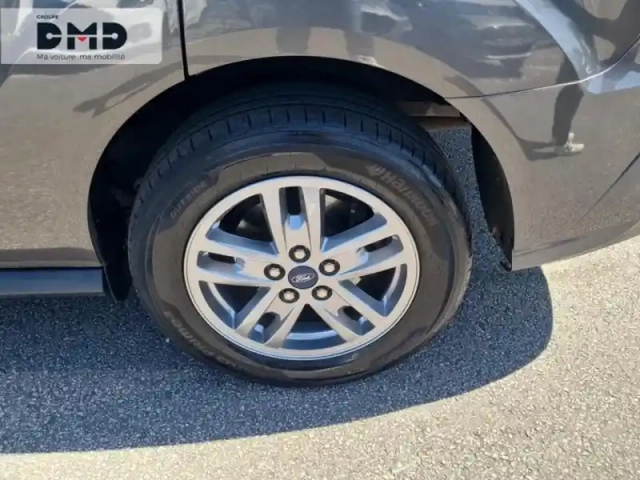 Ford Tourneo Connect 1.0e 100ch stop&amp;start titanium — photo 13