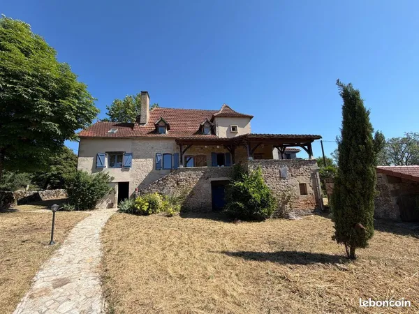 Maison 5 pièces 174 m²