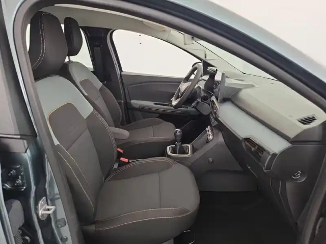 Dacia Sandero eco-g 120 — photo 3