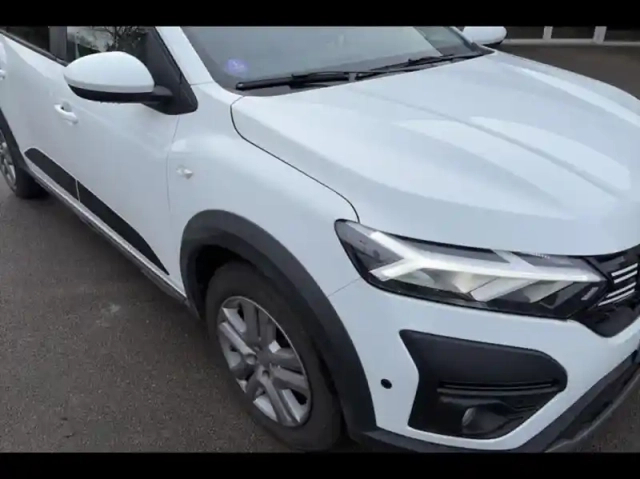 Dacia Jogger 1.0 tce 110ch expression 5 places — photo 14