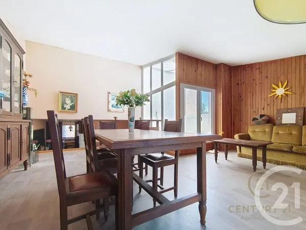 Appartement 4 pièces 93 m²