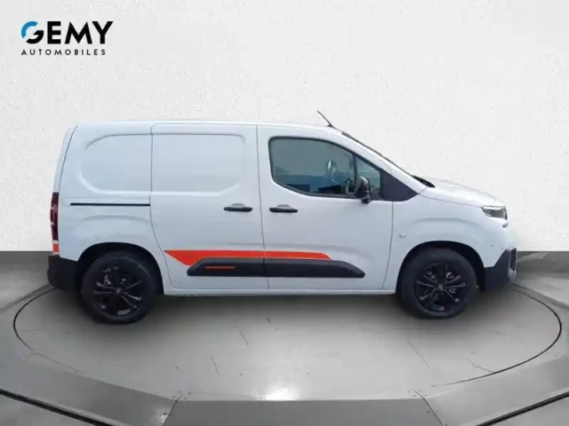 Citroën Berlingo van m diesel 100 ch manuelle — photo 25