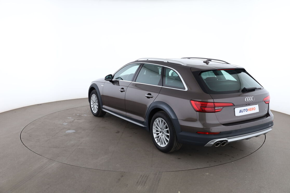 Audi A4 Allroad 3.0 V6 TDI Quattro S Tronic — photo 3