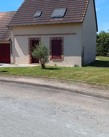 Maison a louer Aubigny sur néré