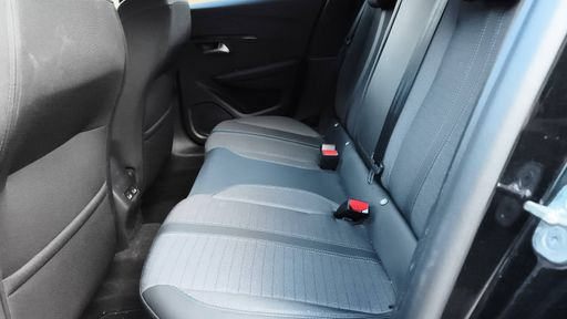Peugeot 208 1.2 PureTech 100 - Allure – 2022 – 22593 km – Essence – Boîte Manuelle — photo 18