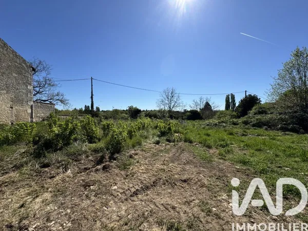 Terrain 662 m²