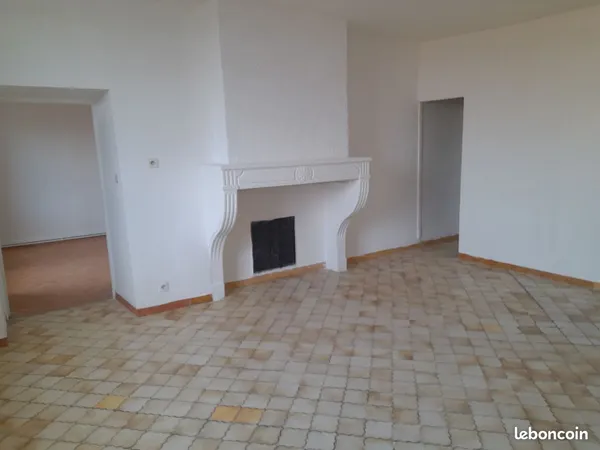 Loue appartement t4