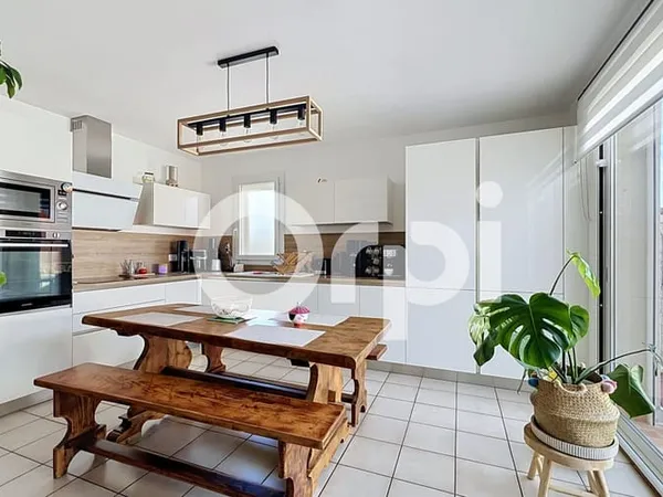 Maison 5 pièces 144 m²
