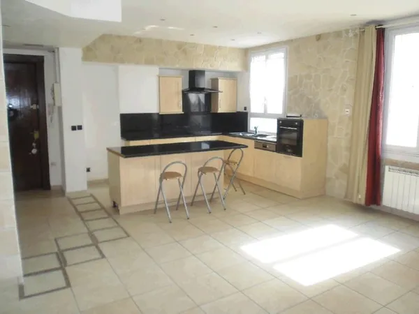112 AVENUE BERTHELOT