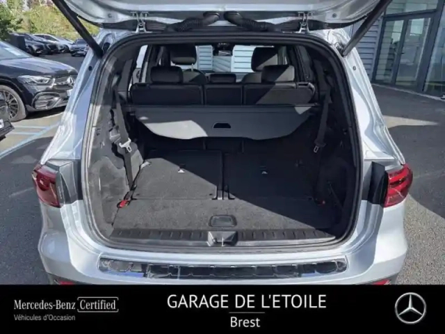 Mercedes Glb 200 d 150ch amg line 8g-dct — photo 12