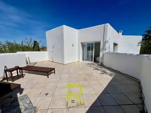 Villa 5 pièces 160 m²