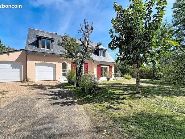 Maison a sceaux d'anjou