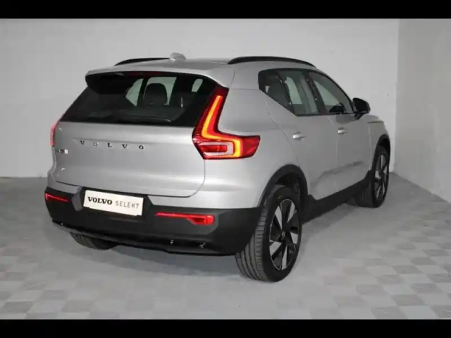 Volvo Ex40 twin performance 442ch plus awd — photo 4