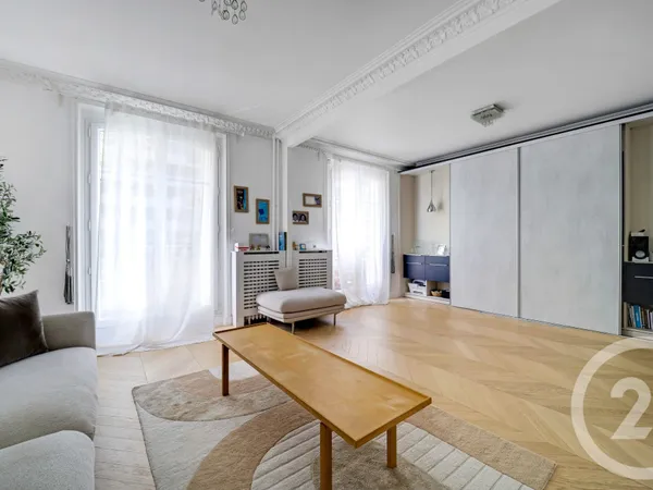 Appartement 6 pièces 150 m²
