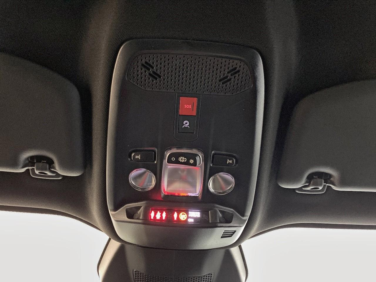 Peugeot 2008 hybrid 145 ch e-dcs6 allure — photo 19