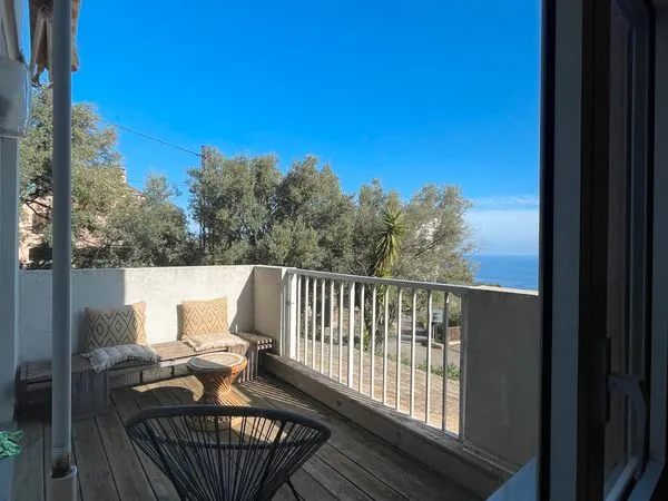 Studio meublé vue mer