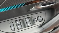Peugeot 2008 1.2 PureTech 100ch S&S Style — photo 19