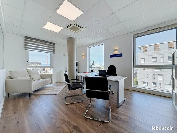 Bureaux 68 m²