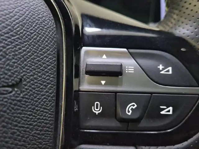 Peugeot 308 phev 225 e-eat8 — photo 54