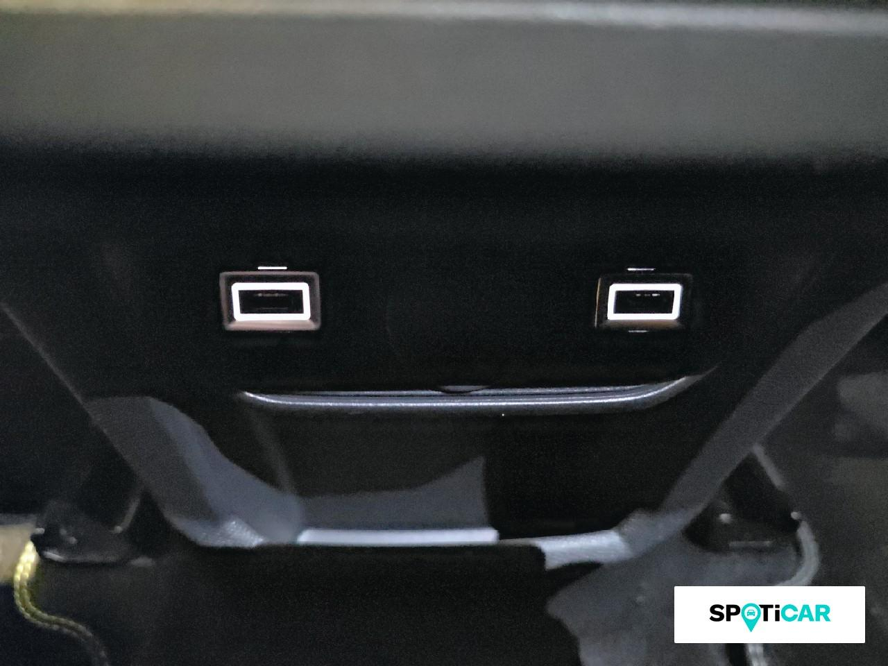 Peugeot 3008 hybrid 145 e-dcs6 gt — photo 31