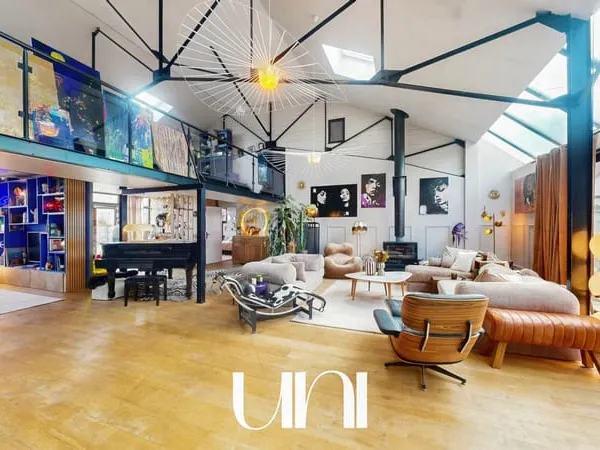 Loft 7 pièces de 260m2 avec terrasse - Fleury-sur-Orne