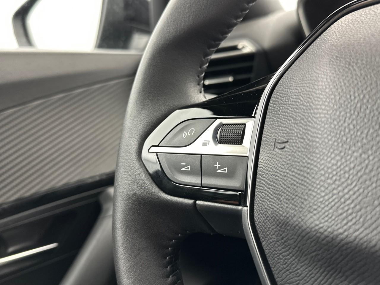 Peugeot 2008 100 s&s bvm6 style — photo 17