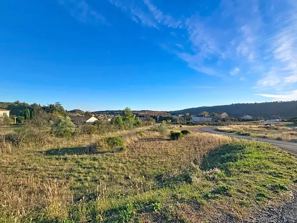 Terrain de 6 149 m² à fort potentiel, idéal projet d'aménagement - Cébazan