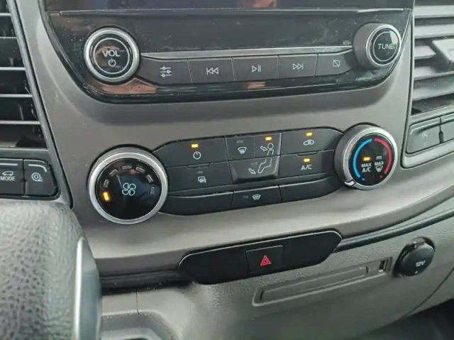 Ford Custom 320 l1h1 2.0 ecoblue 130 bva trend business — photo 5