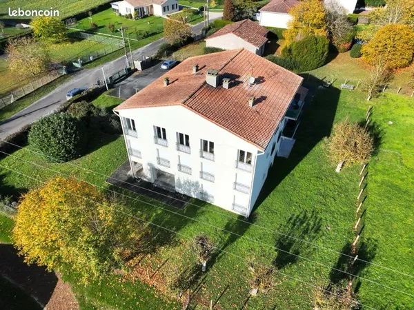 Appartement 3 chambres 500 st-angeau parking