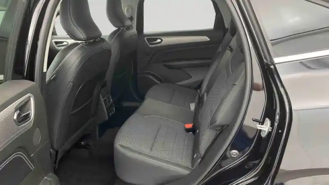 Renault Arkana mild hybrid 140 edc fap - 22 — photo 14
