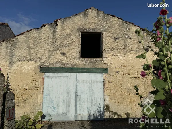 Grange 1 pièce 128 m²
