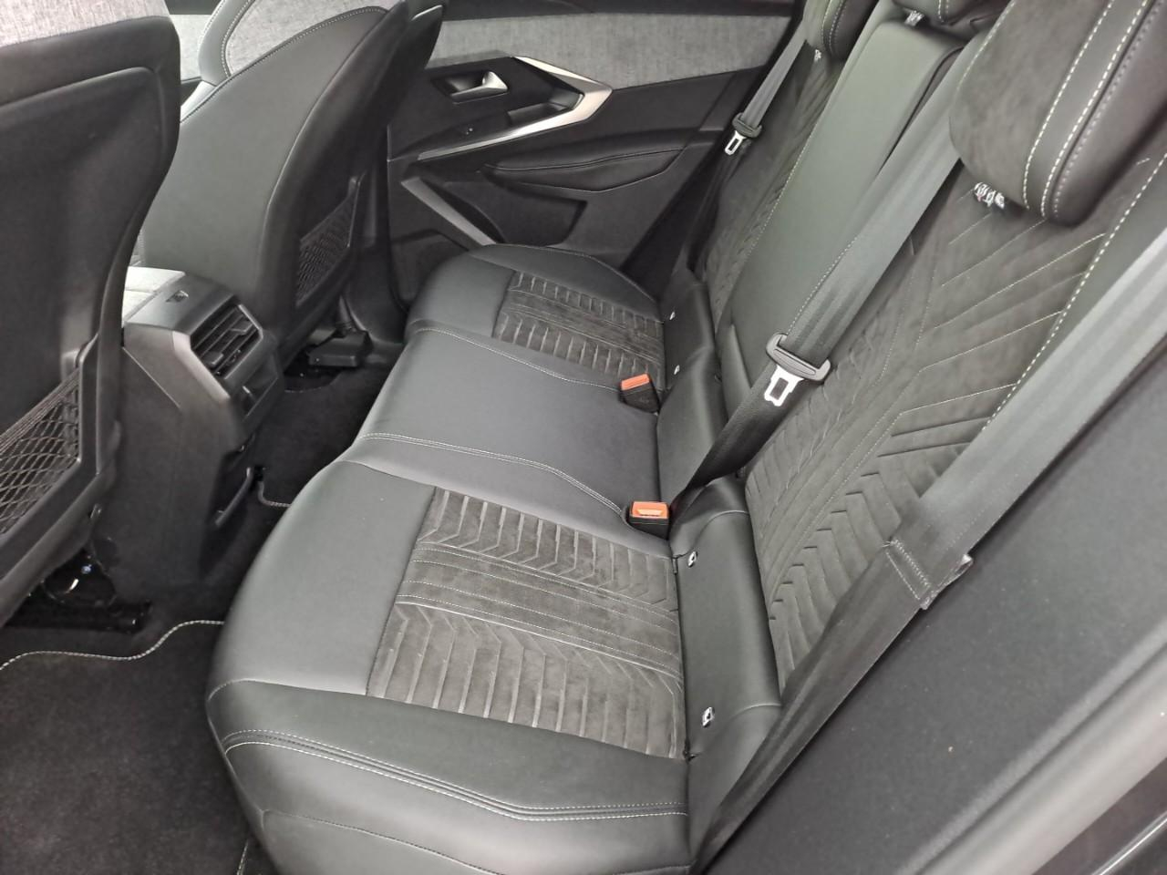 Peugeot 3008 plug-in hybrid 195 e-dcs7 gt — photo 10