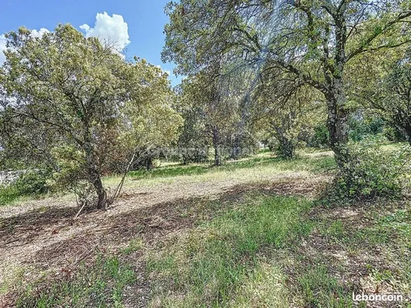 Terrain 813 m² LA BAUME DE TRANSIT