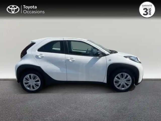 Toyota Aygo X 1.0 vvt-i 72ch dynamic my24 — photo 6
