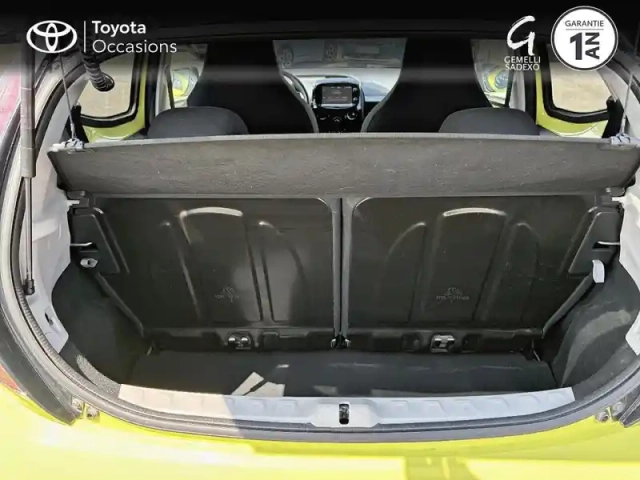 Toyota Aygo 1.0 vvt-i 69ch x-cite 3 jaune fizz 5p — photo 10